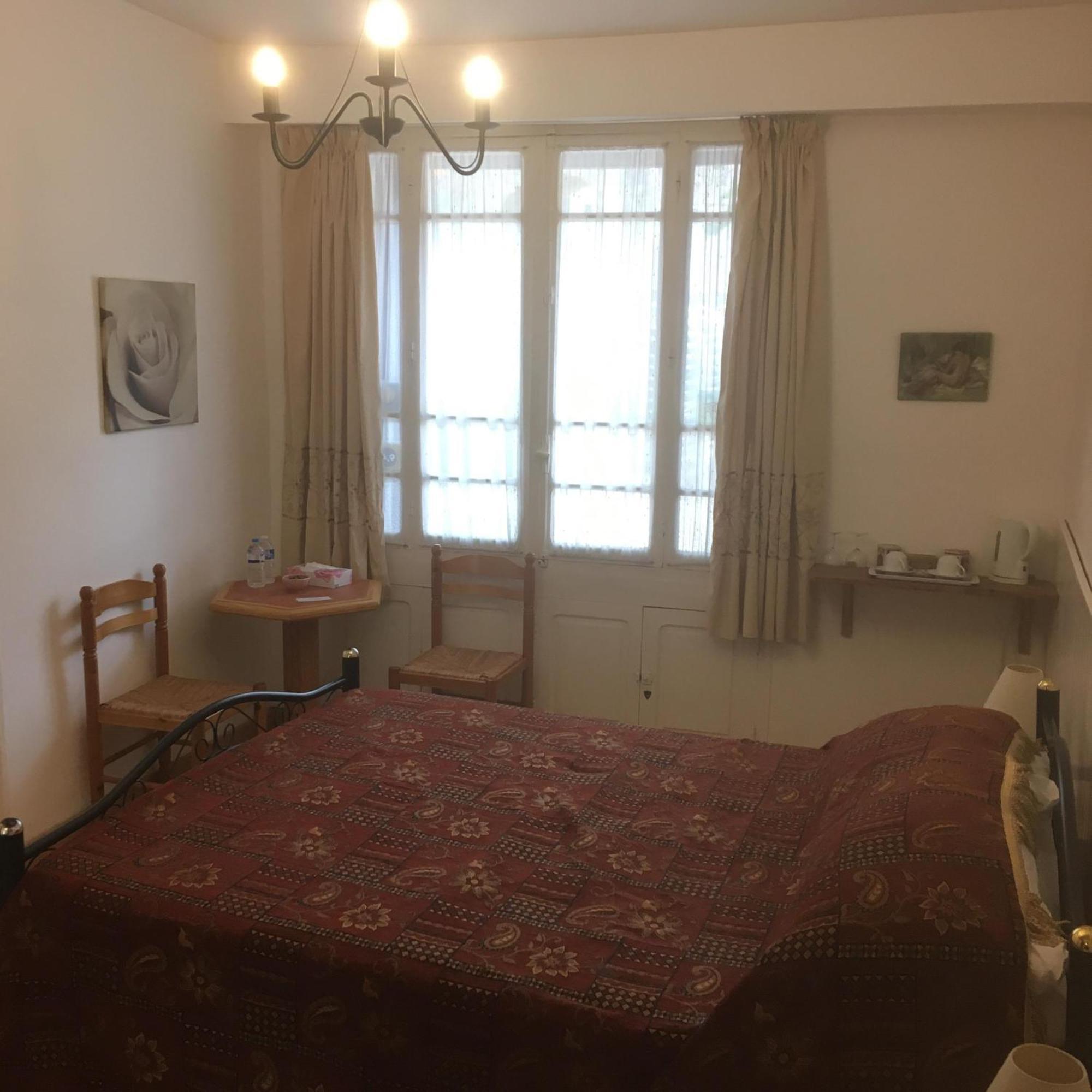 Poppys Chambres D'Hotes Сере Екстер'єр фото