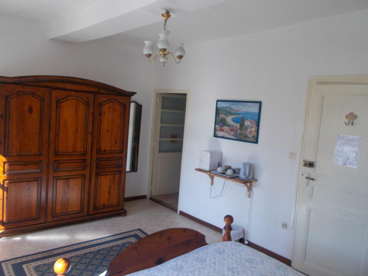 Poppys Chambres D'Hotes Сере Екстер'єр фото