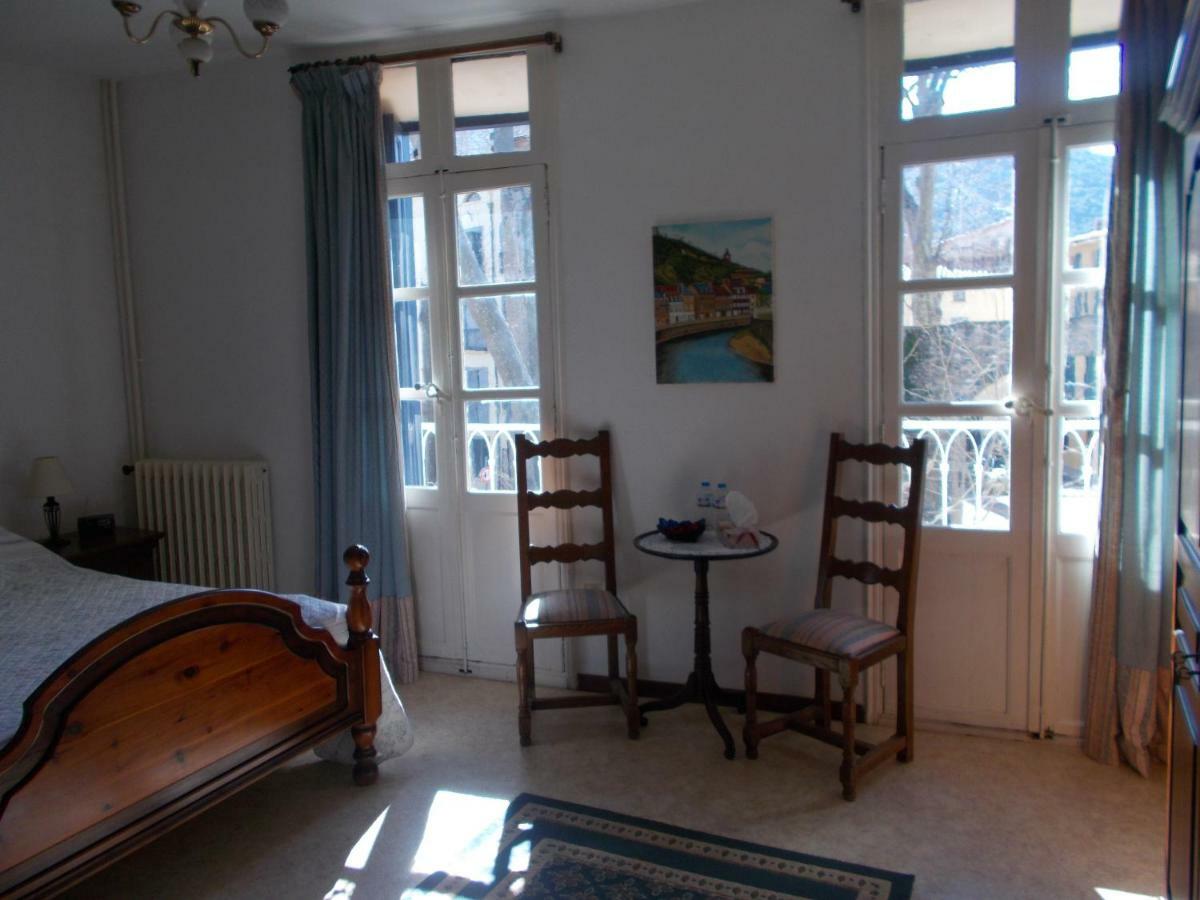 Poppys Chambres D'Hotes Сере Екстер'єр фото